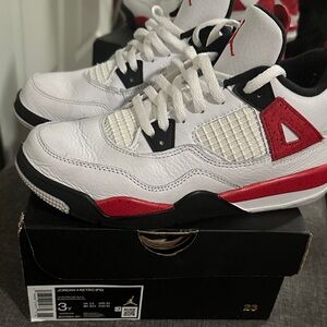 Jordan Retro 4 White and Red Sneakers